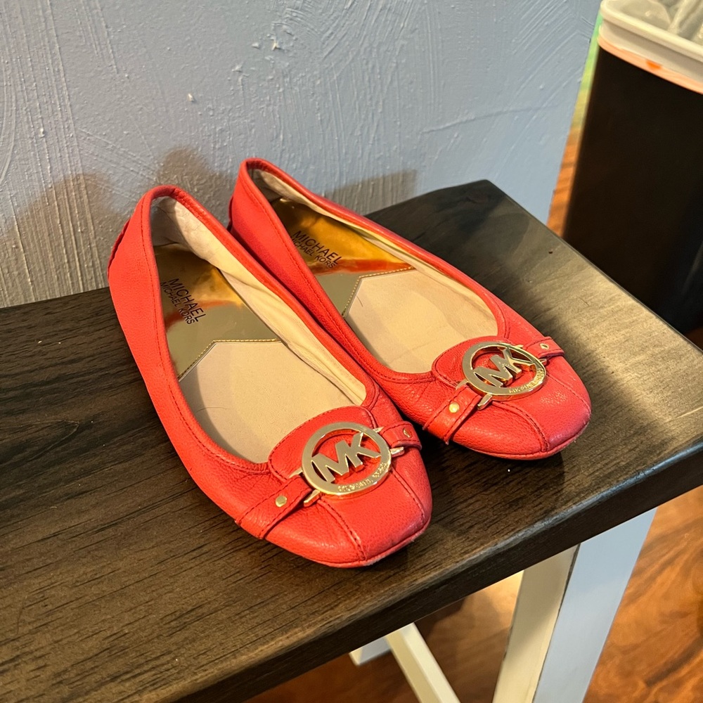 Michael Kors flats